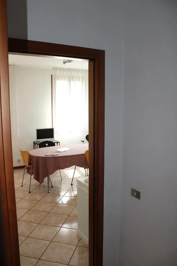 Casa Per Venezia&Treviso Apartment  Treviso